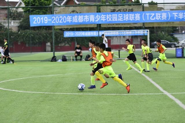 成都蓉城上演横梁帽子戏法 西南德比云南玉昆绝平